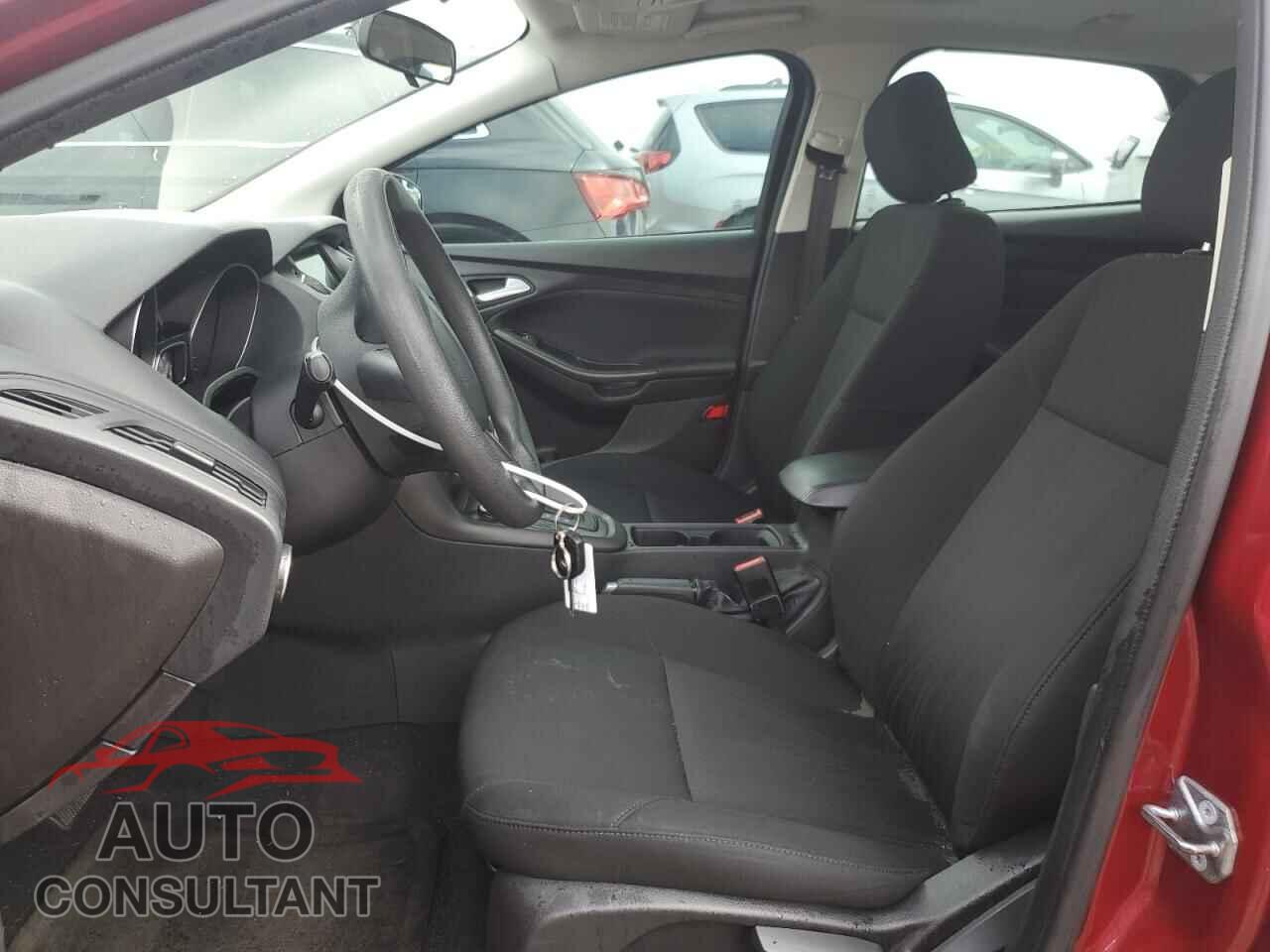 FORD FOCUS 2017 - 1FADP3H27HL257578