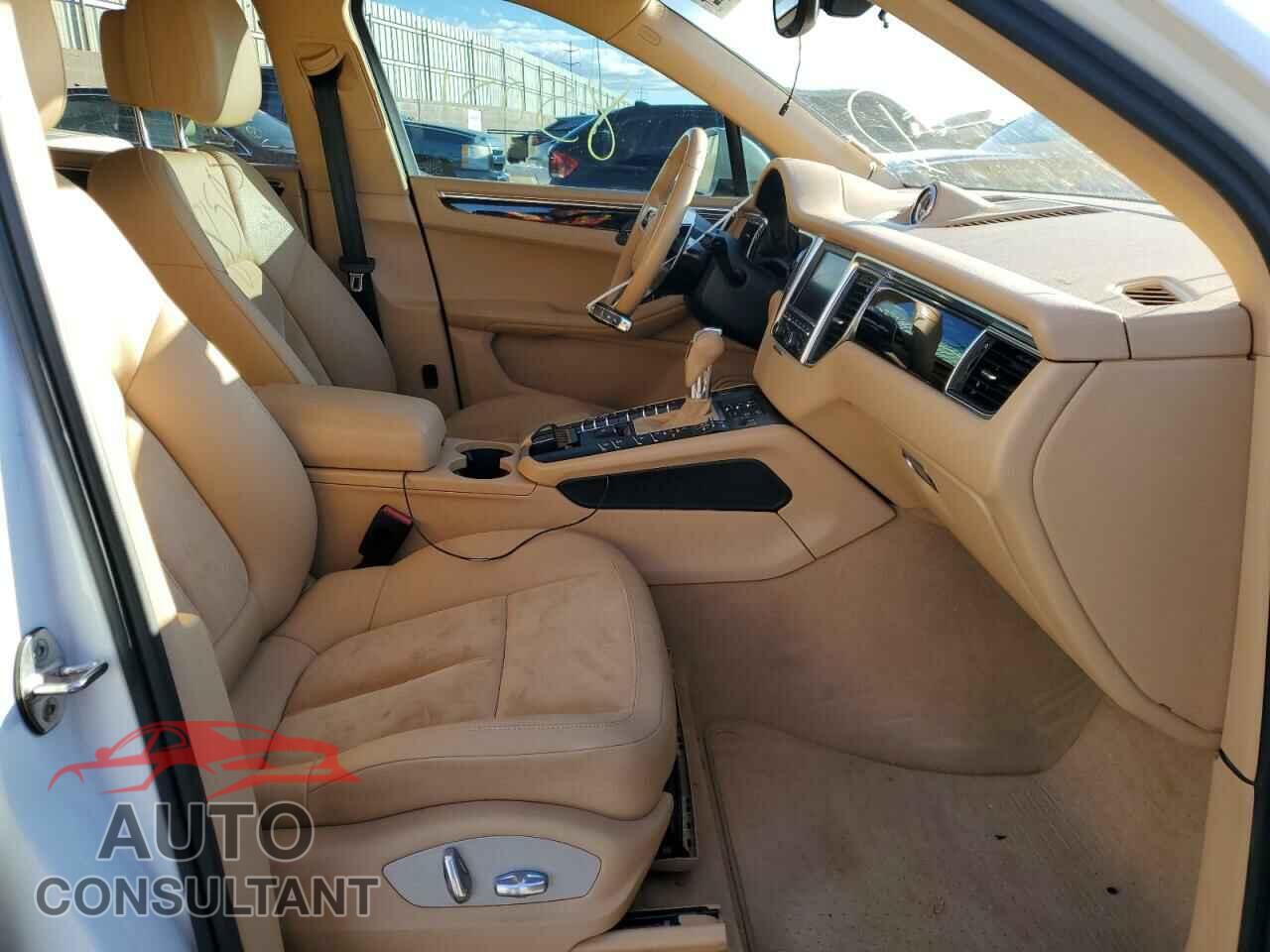 PORSCHE MACAN 2015 - WP1AB2A54FLB57055