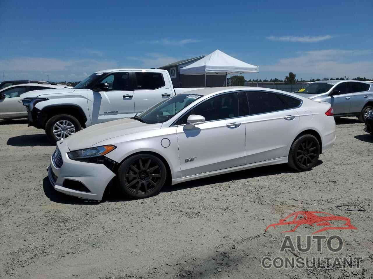 FORD FUSION 2016 - 3FA6P0SU5GR206663