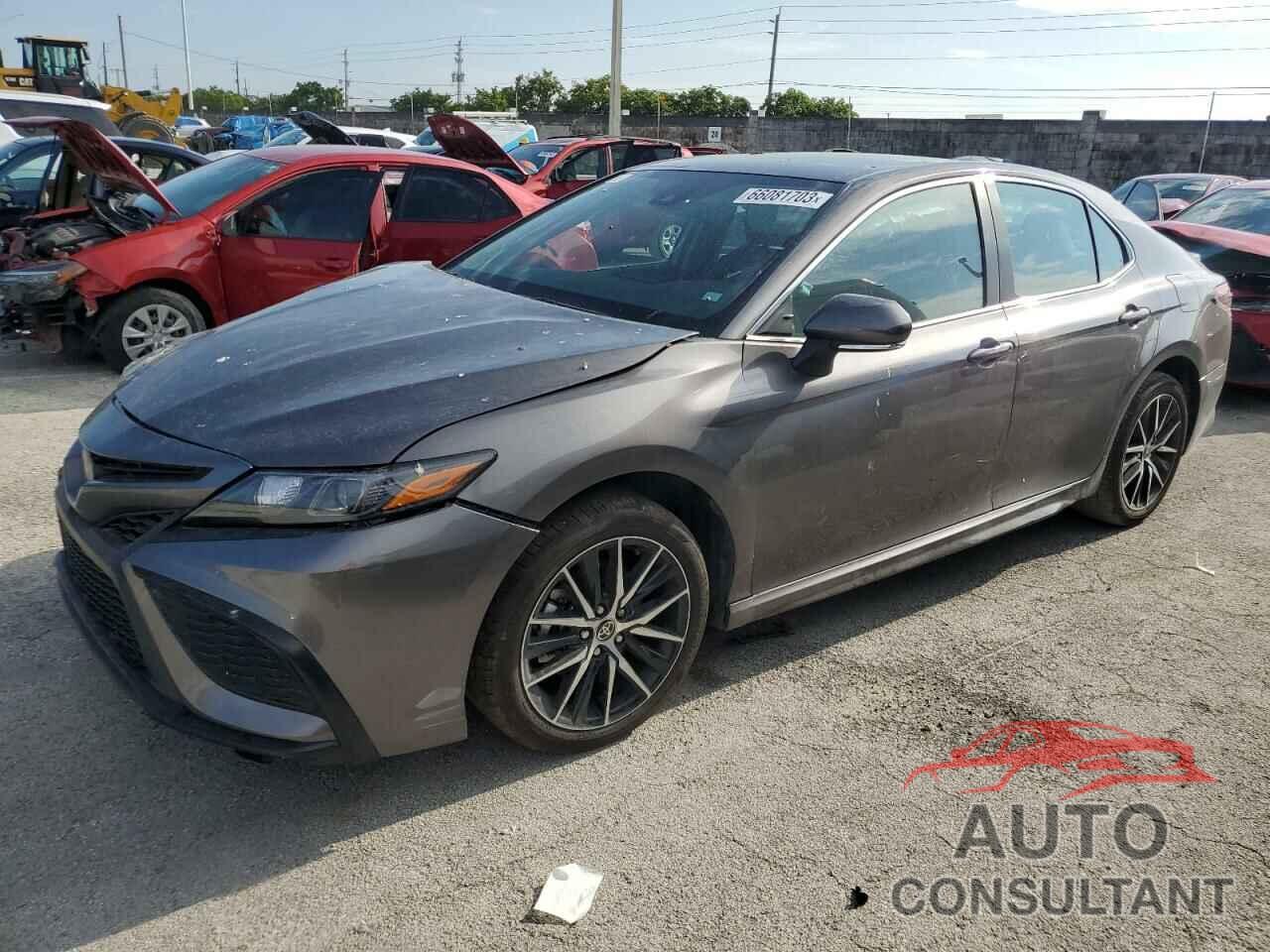 TOYOTA CAMRY 2023 - 4T1G11AK0PU784339
