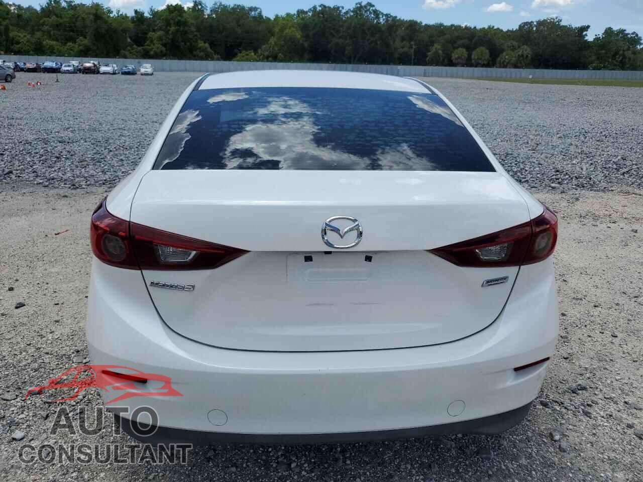 MAZDA 3 2017 - 3MZBN1V79HM113943