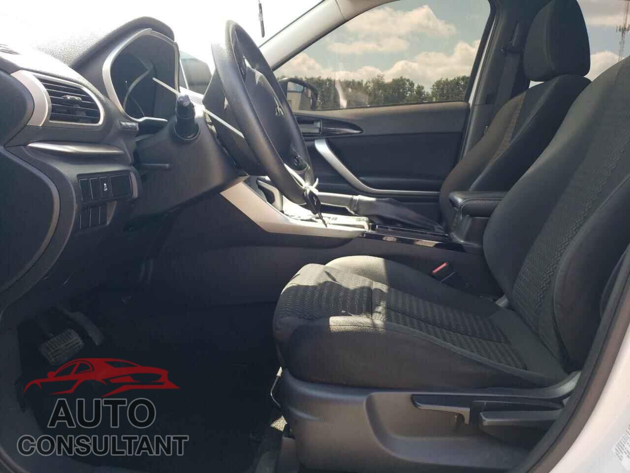 MITSUBISHI ECLIPSE 2018 - JA4AT4AA9JZ067682