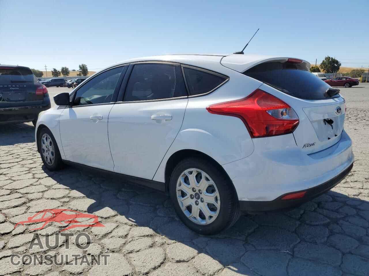 FORD FOCUS 2012 - 1FAHP3K23CL367045