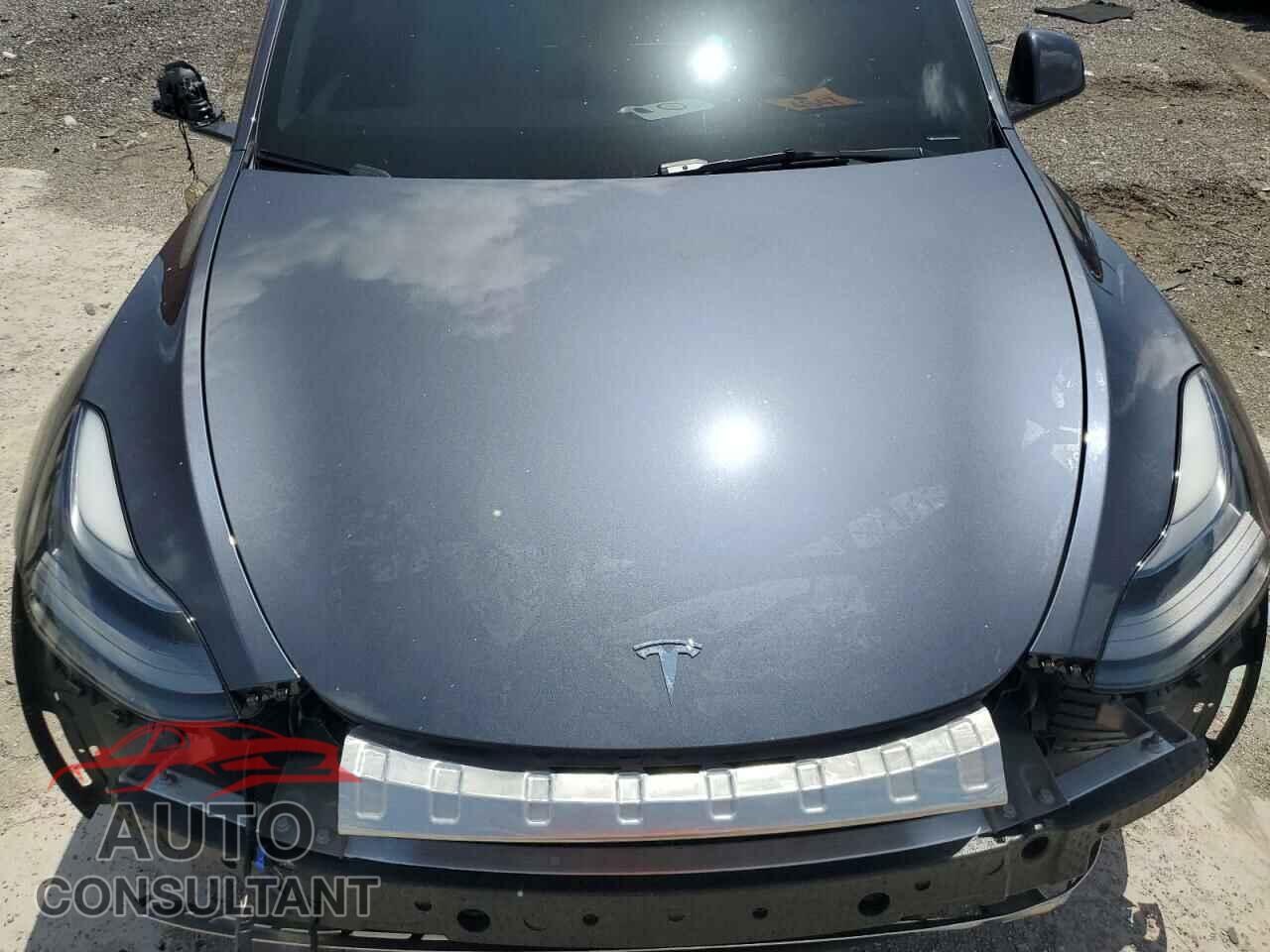 TESLA MODEL Y 2023 - 7SAYGDED5PF960978