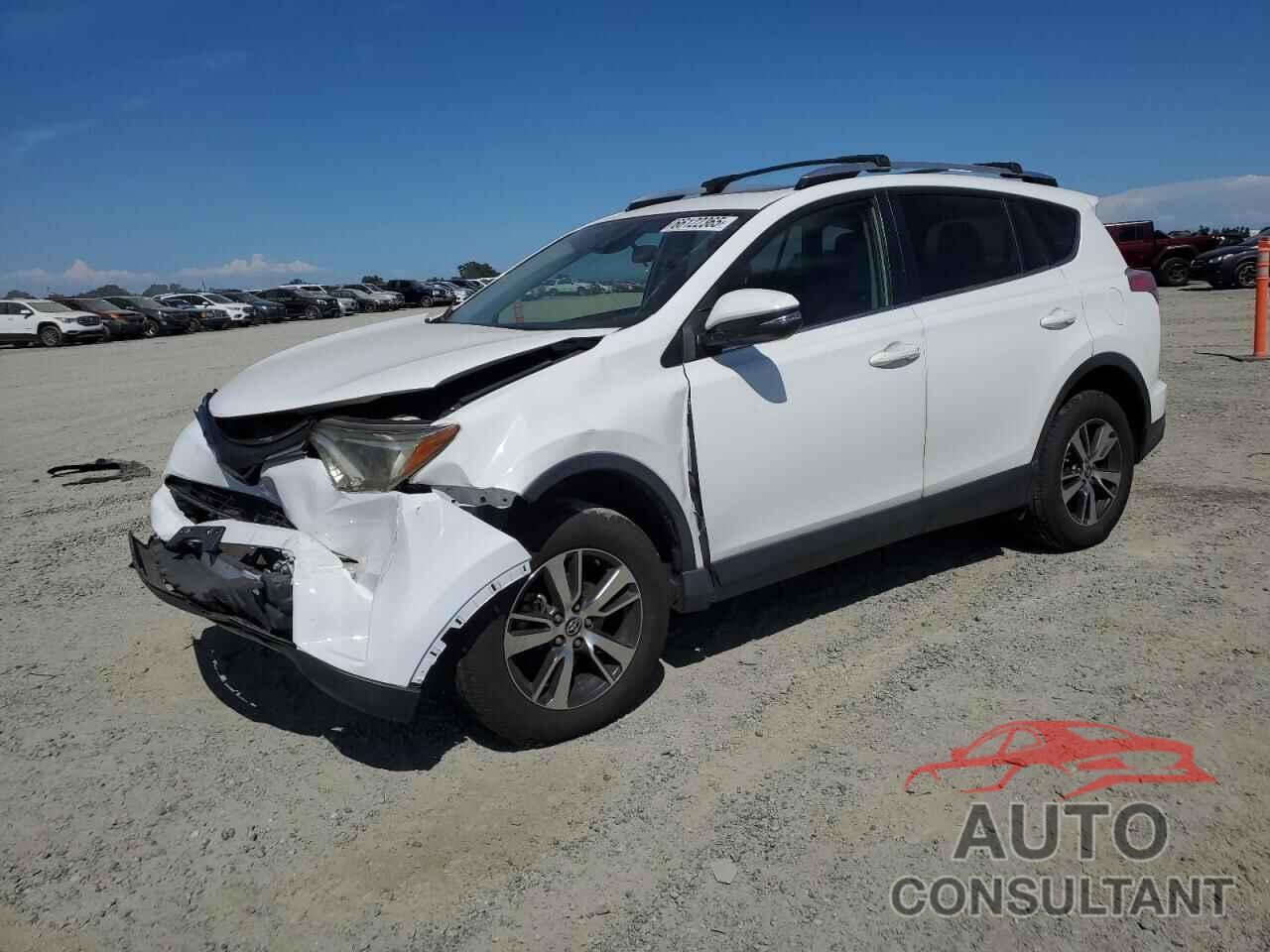 TOYOTA RAV4 2018 - JTMWFREV5JJ183487