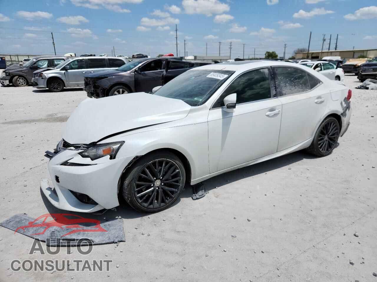 LEXUS IS 2015 - JTHBF1D22F5052782