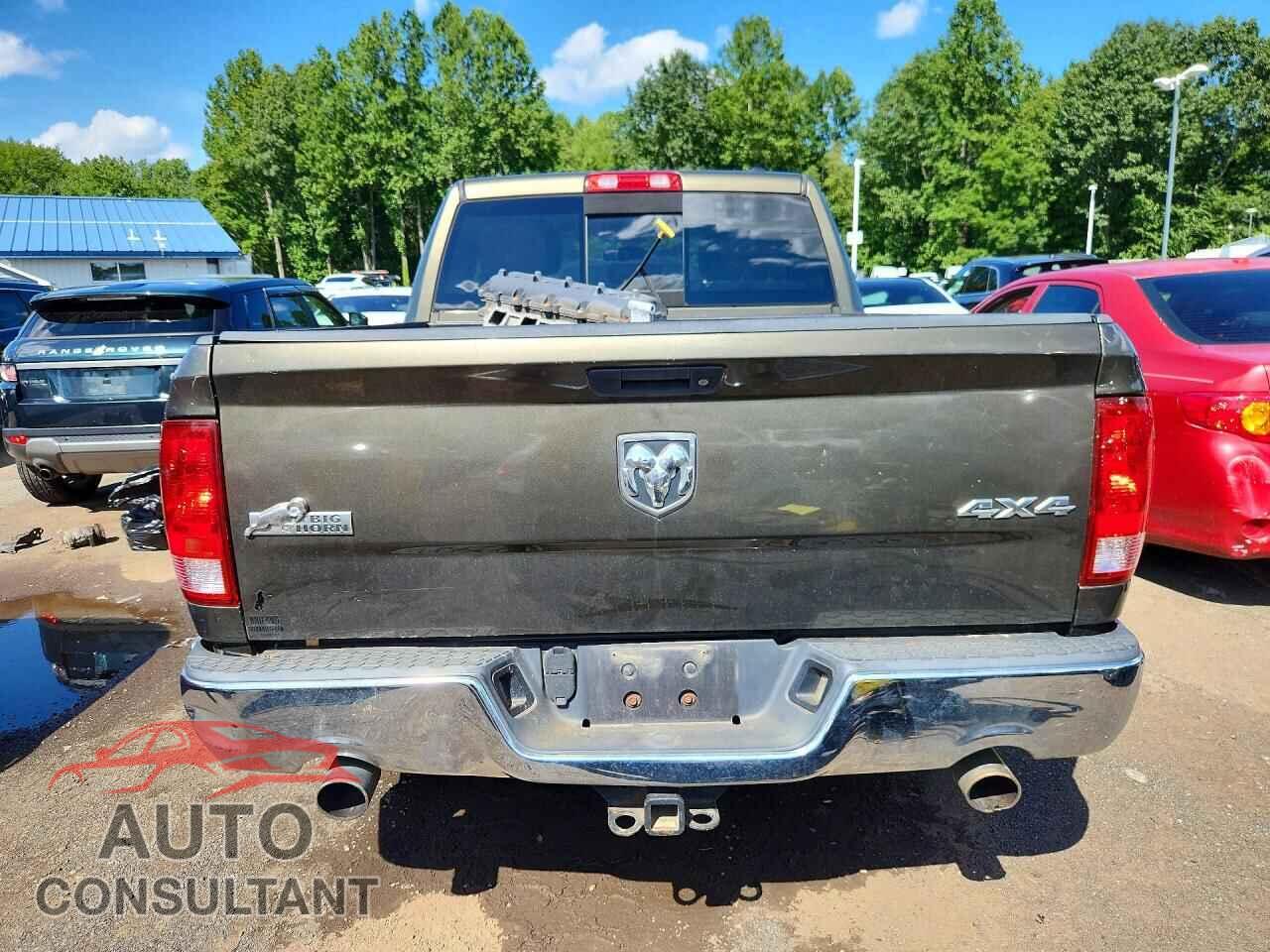 DODGE RAM 1500 2012 - 1C6RD7LT2CS114026