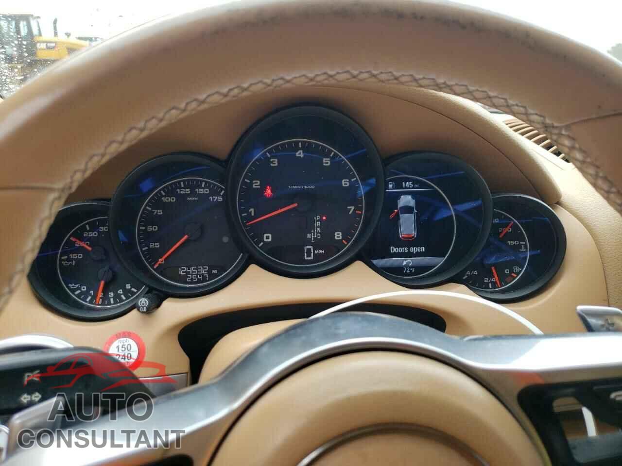 PORSCHE CAYENNE 2016 - WP1AA2A25GKA11943