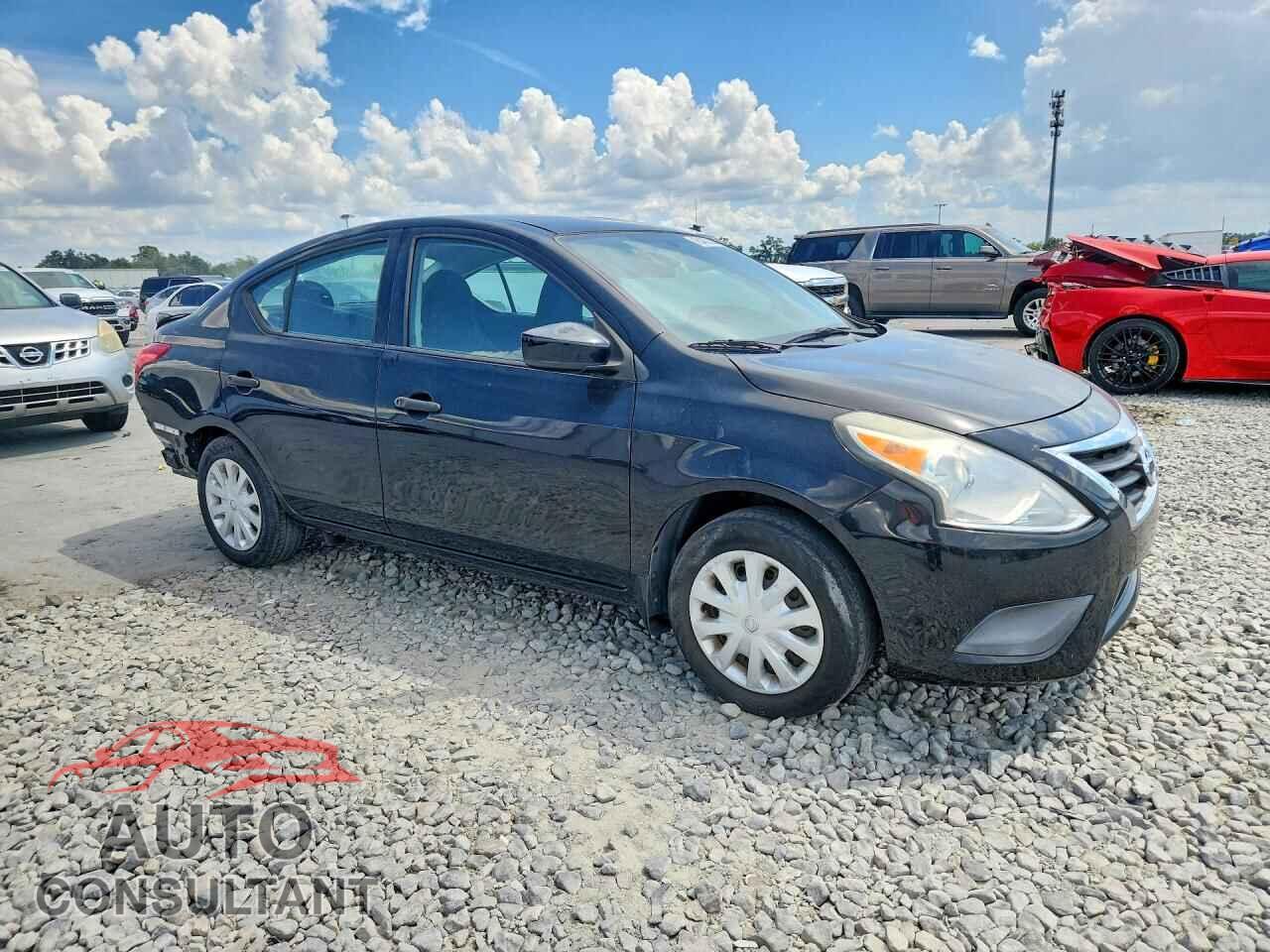 NISSAN VERSA 2017 - 3N1CN7AP3HL828841