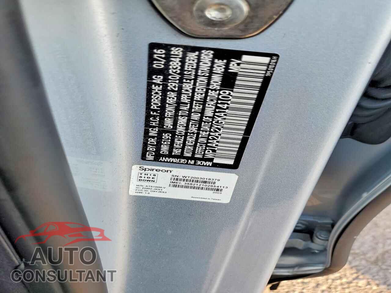 PORSCHE CAYENNE 2016 - WP1AA2A2XGKA14109