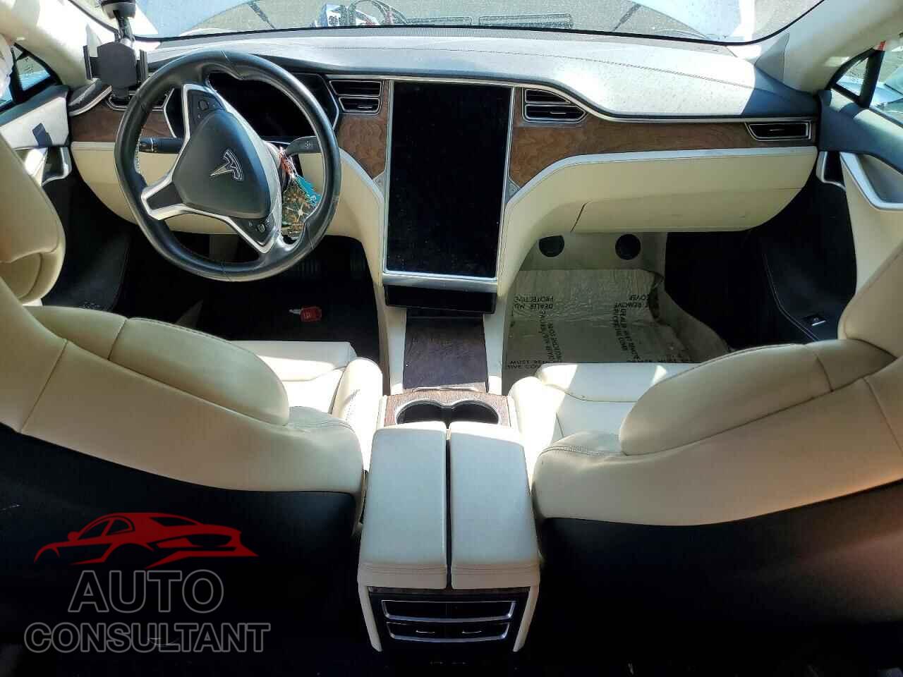 TESLA MODEL S 2018 - 5YJSA1E20JF244739
