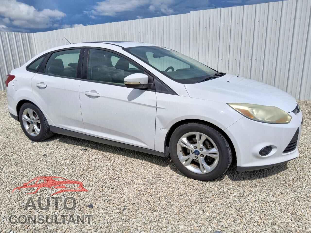 FORD FOCUS 2014 - 1FADP3F22EL345890