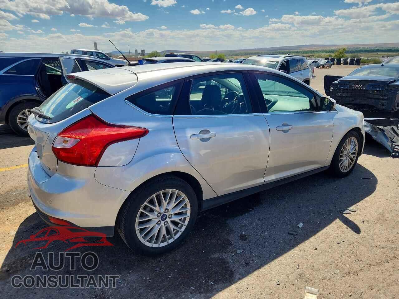 FORD FOCUS 2012 - 1FAHP3M2XCL206351