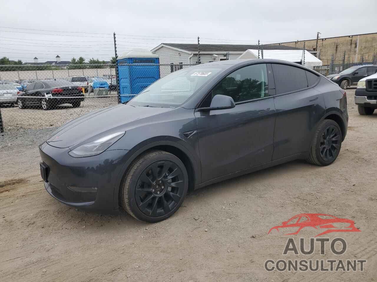 TESLA MODEL Y 2024 - 7SAYGDEE7RA269511