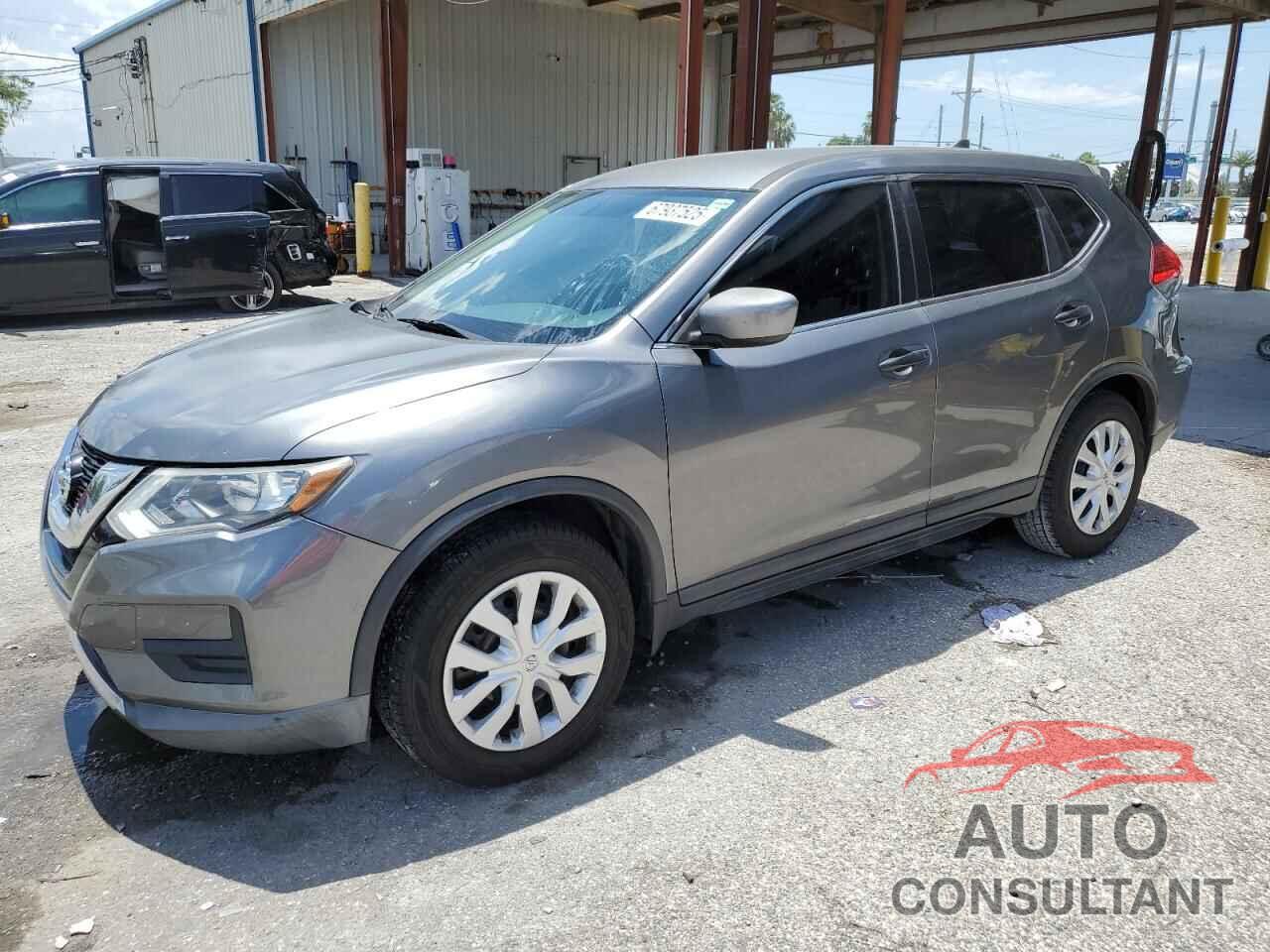 NISSAN ROGUE 2017 - KNMAT2MT0HP555819