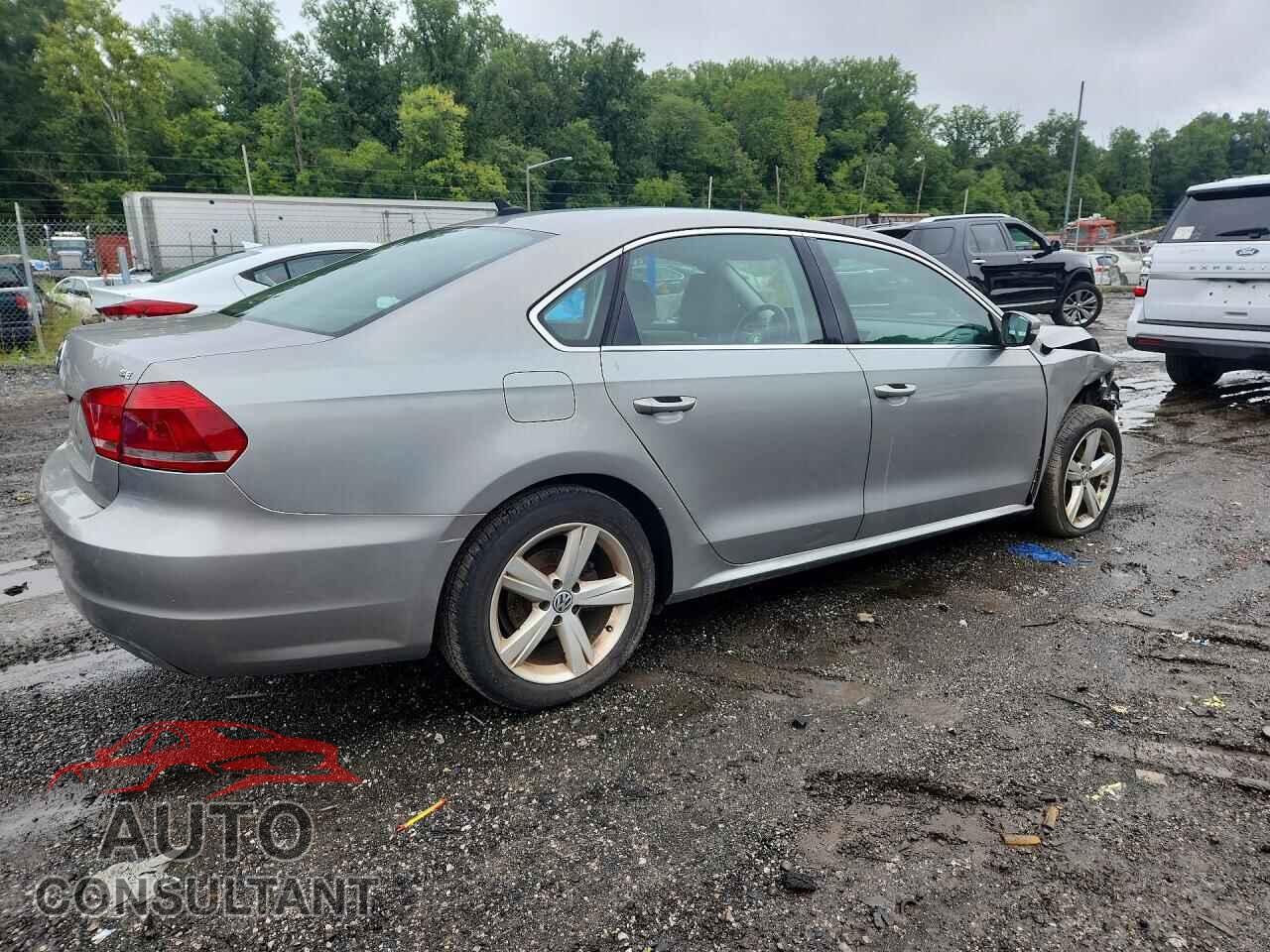 VOLKSWAGEN PASSAT 2014 - 1VWBP7A3XEC007837
