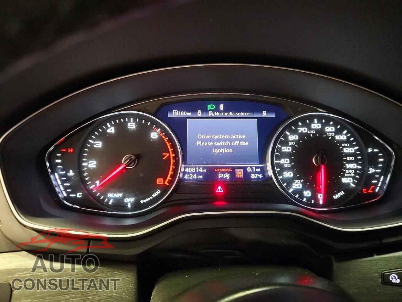 AUDI A4 2021 - WAUDAAF49MA018959
