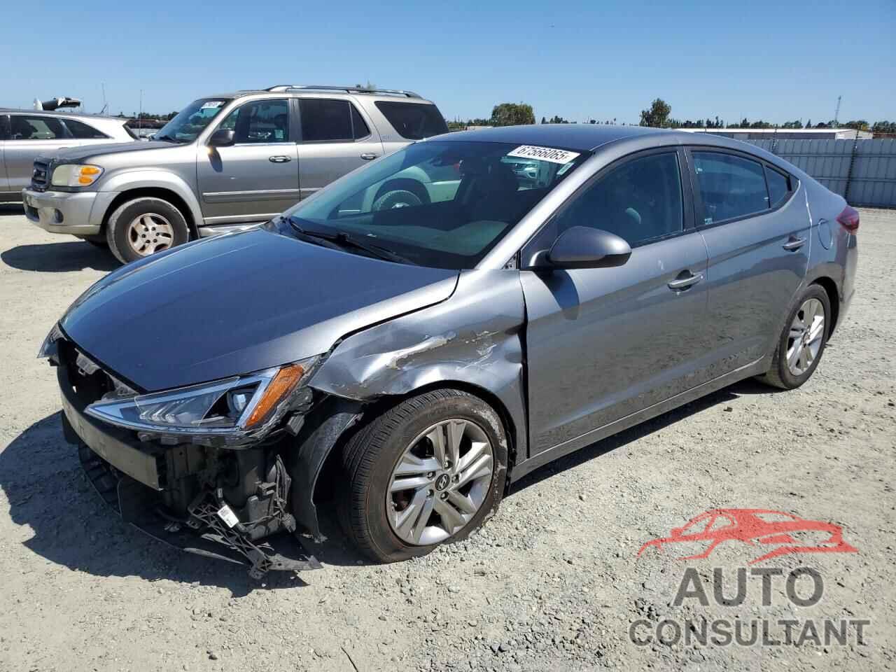 HYUNDAI ELANTRA 2019 - 5NPD84LF1KH423824