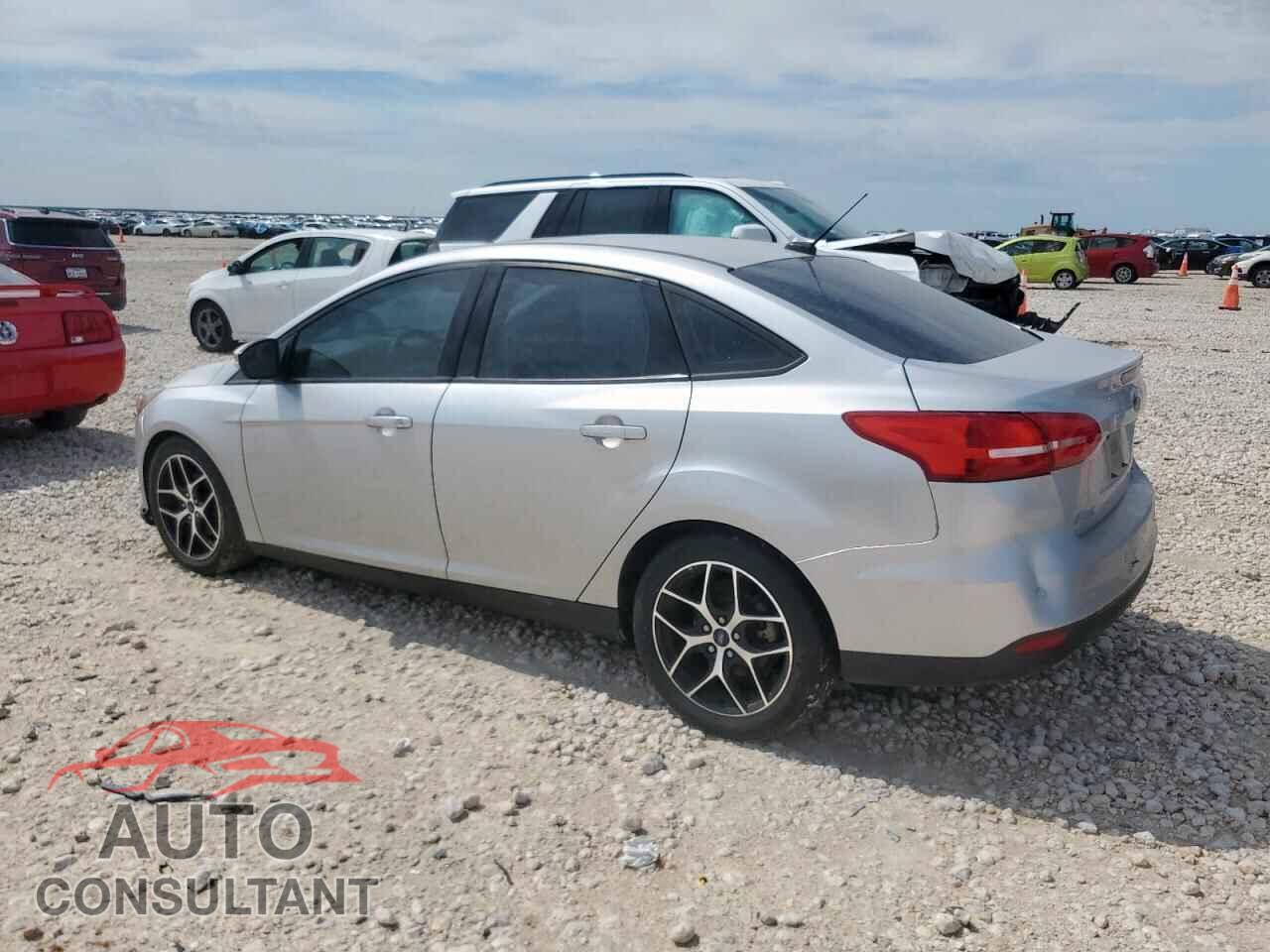 FORD FOCUS 2017 - 1FADP3H24HL249809
