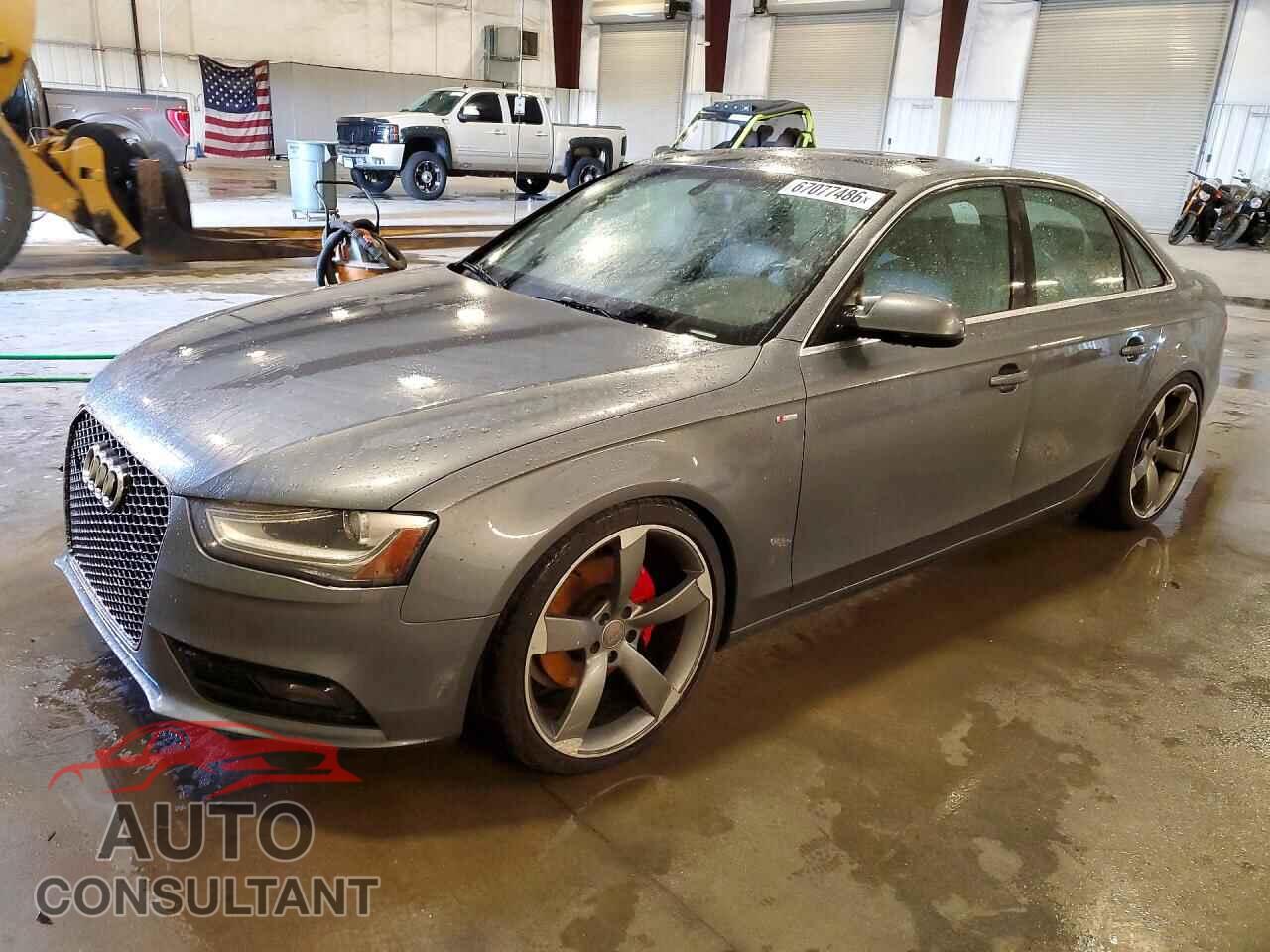 AUDI A4 2013 - WAUFFAFLXDN036509