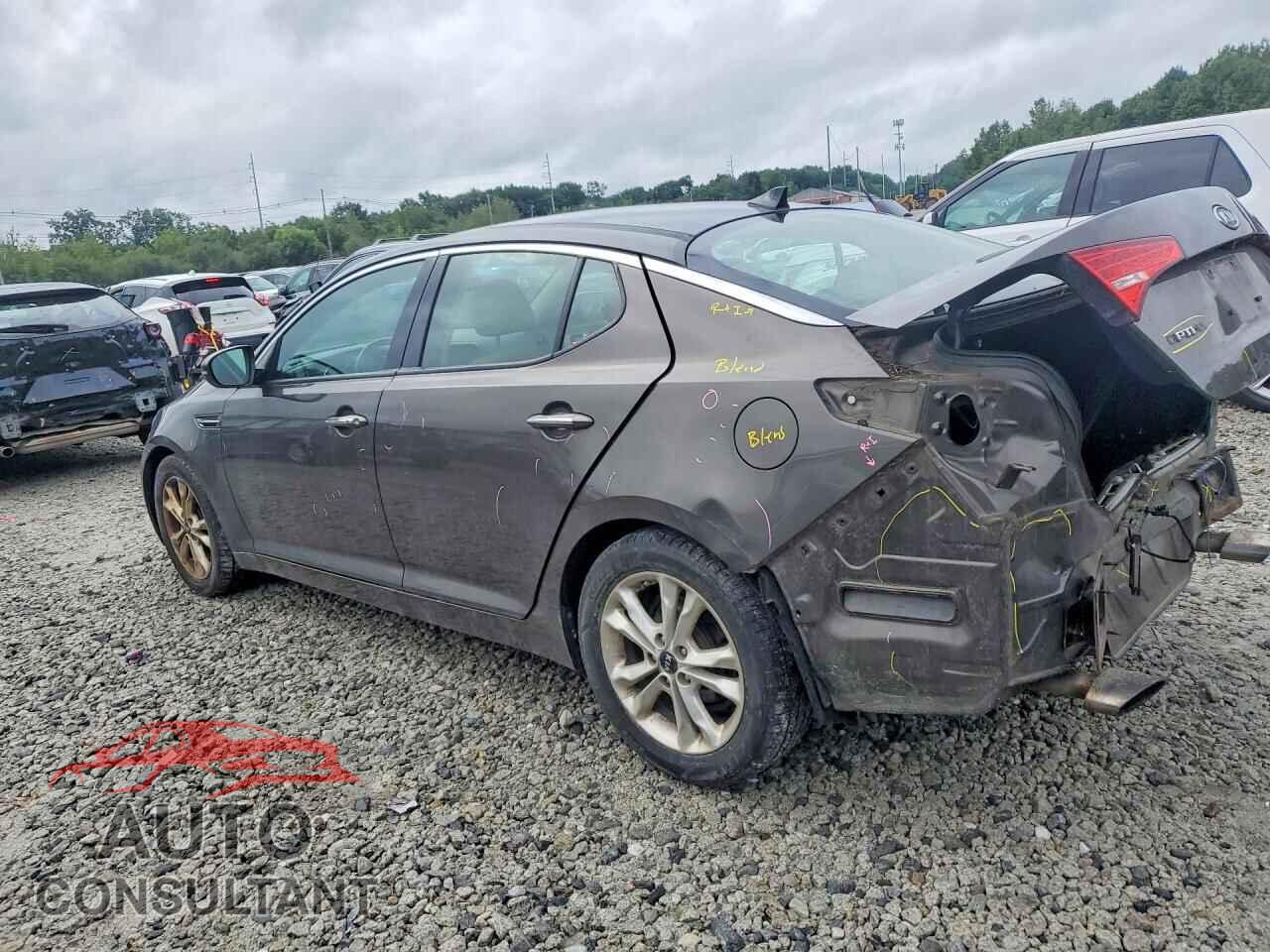 KIA OPTIMA 2011 - KNAGN4A69B5103253