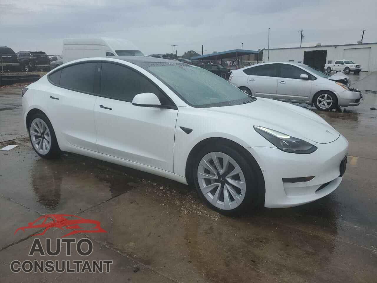 TESLA MODEL 3 2021 - 5YJ3E1EAXMF057867