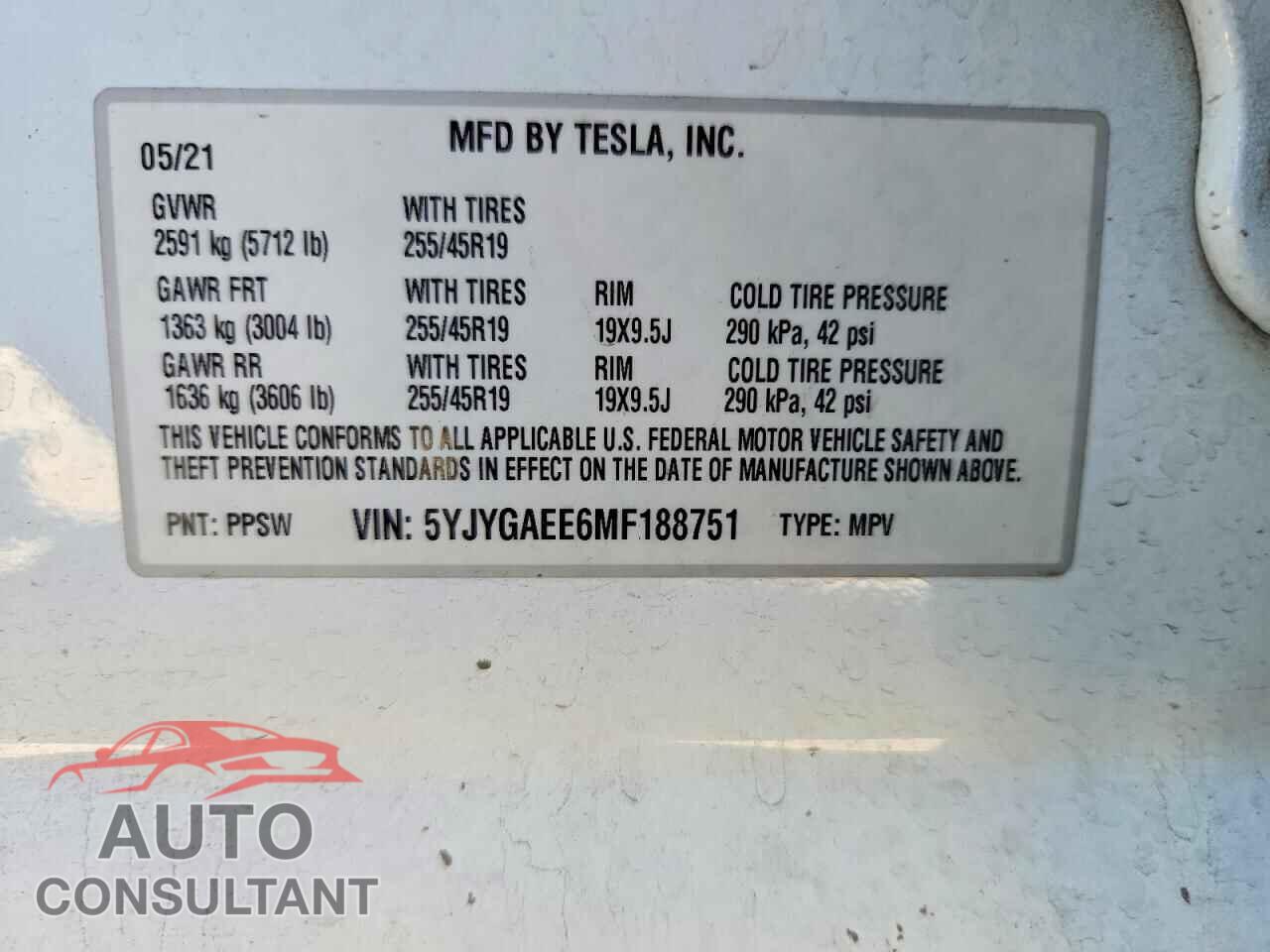 TESLA MODEL Y 2021 - 5YJYGAEE6MF188751