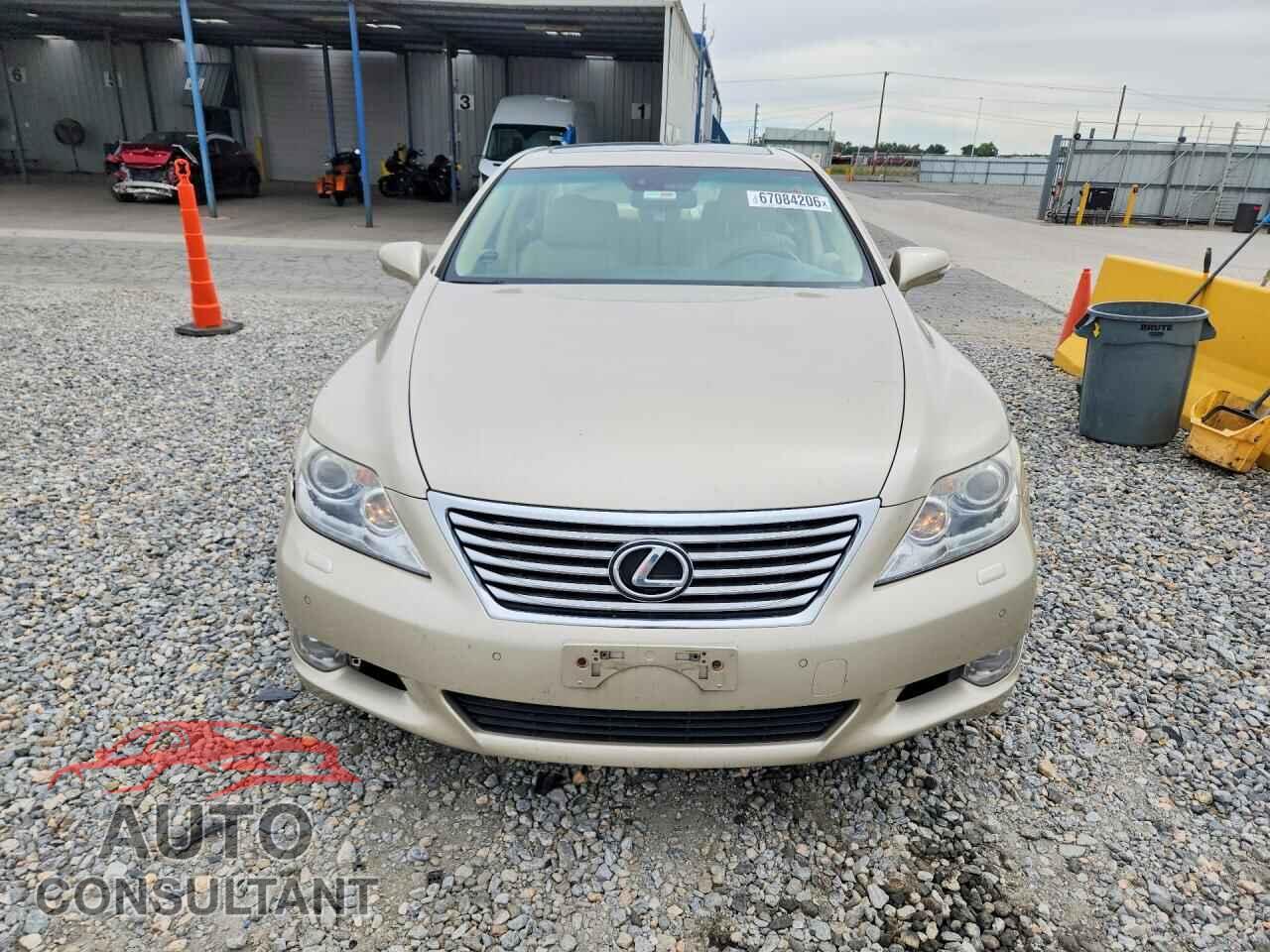 LEXUS LS460 2010 - JTHCL1EF5A5004832