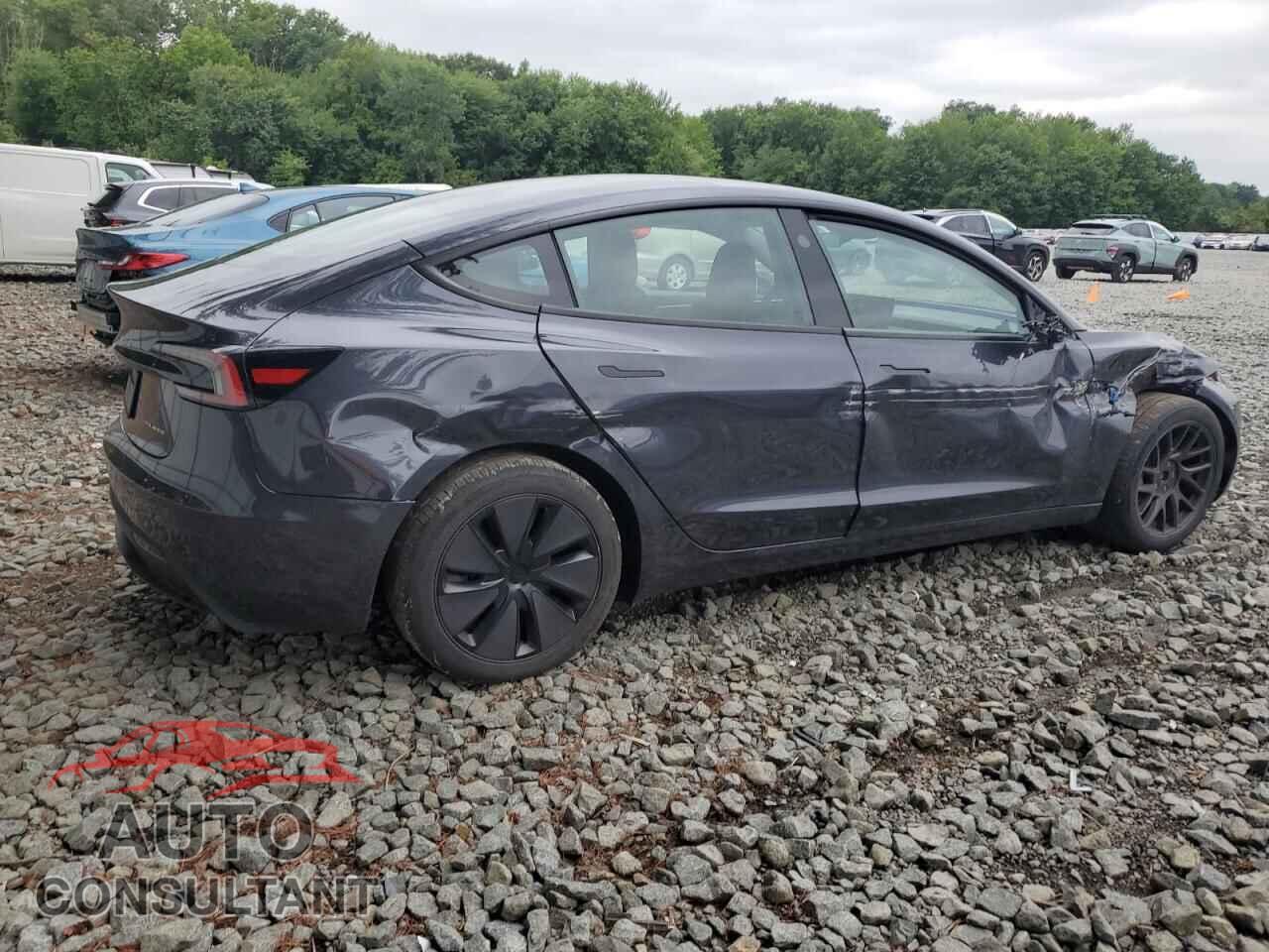 TESLA MODEL 3 2025 - 5YJ3E1EB2SF910722