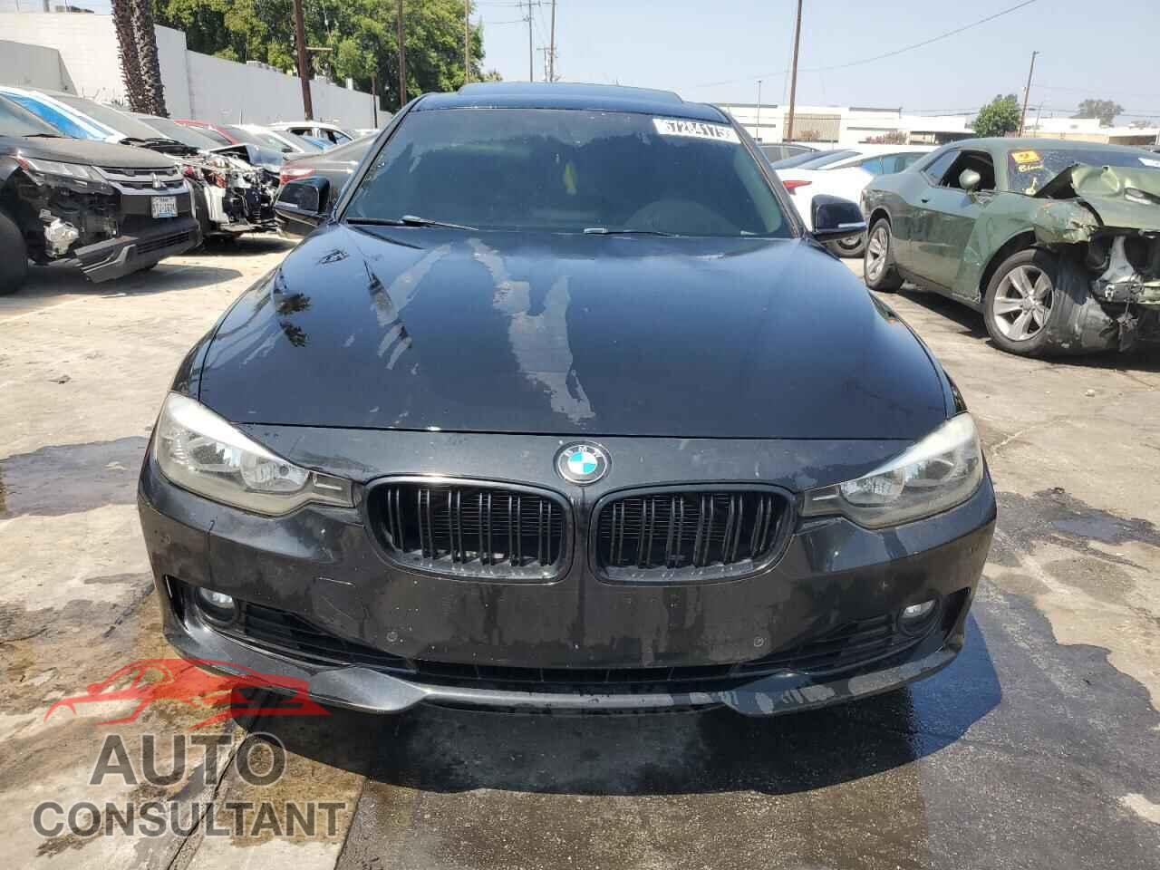 BMW 3 SERIES 2015 - WBA3C1C55FK118234
