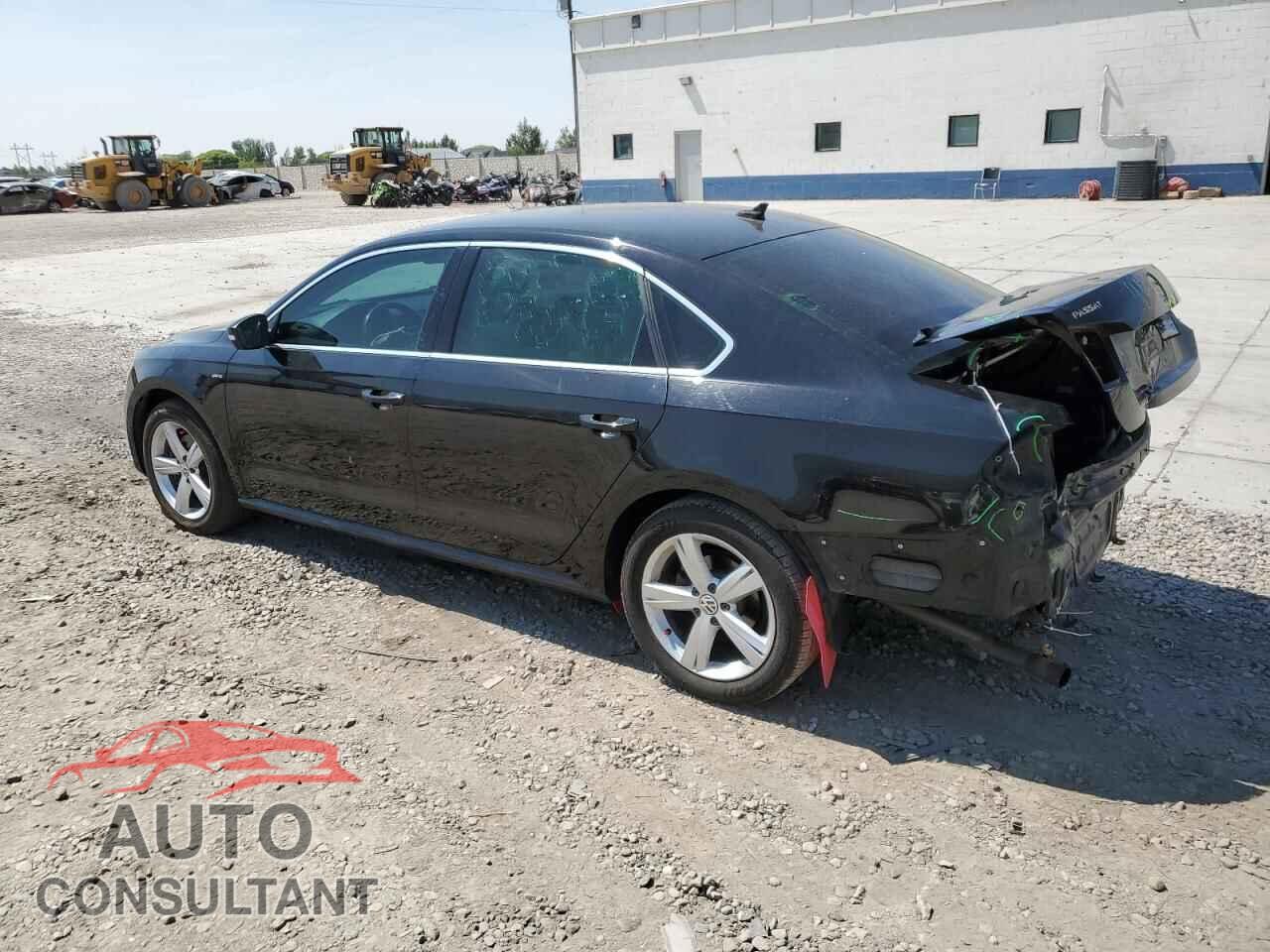 VOLKSWAGEN PASSAT 2015 - 1VWAS7A30FC111166