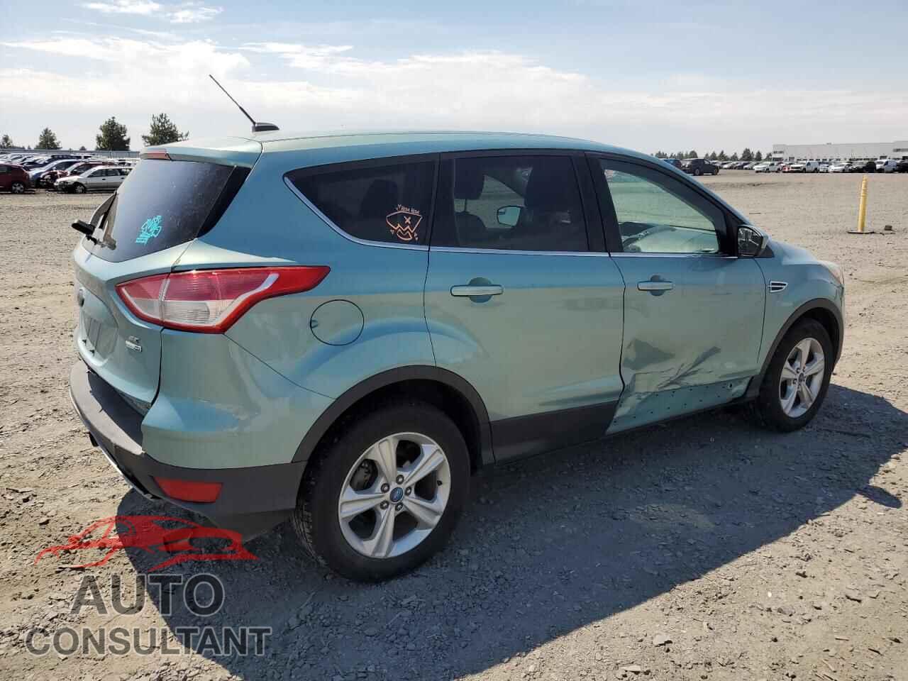 FORD ESCAPE 2013 - 1FMCU9G96DUB02620