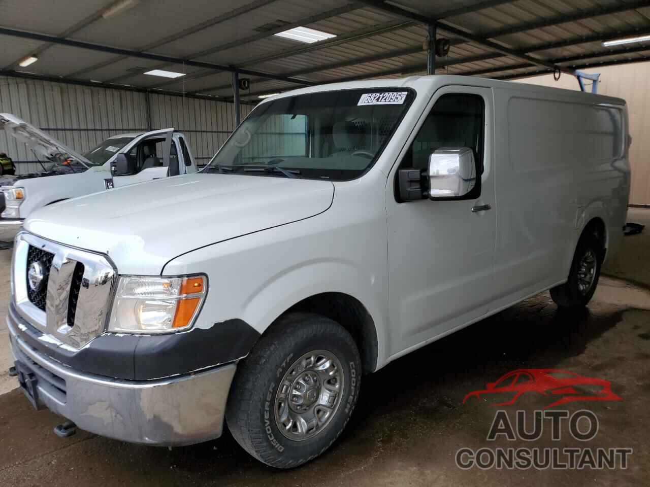 NISSAN NV 2019 - 1N6AF0KY5KN803590