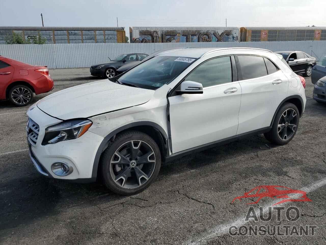 MERCEDES-BENZ GLA-CLASS 2019 - WDCTG4GB5KU015509