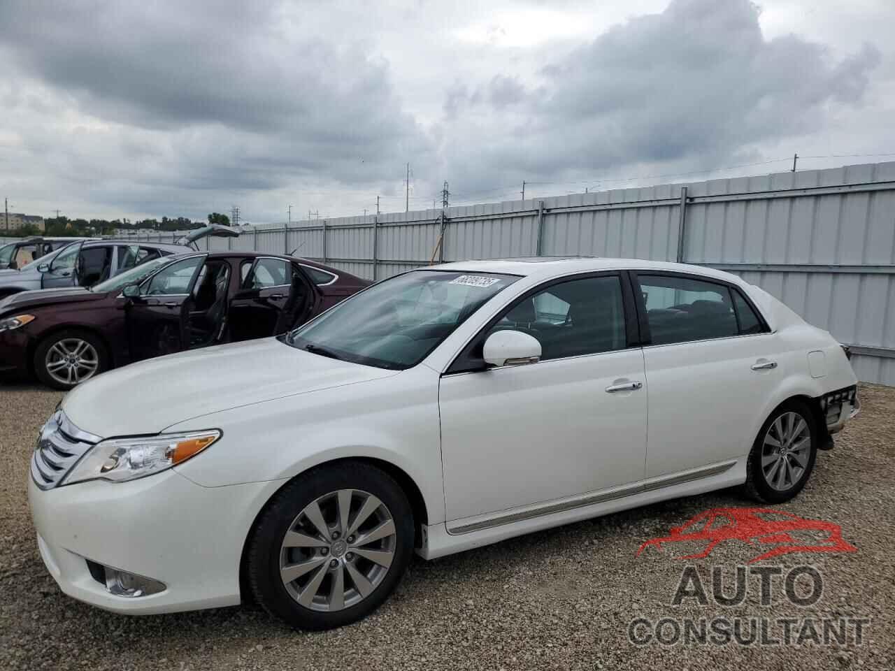 TOYOTA AVALON 2011 - 4T1BK3DB7BU395799