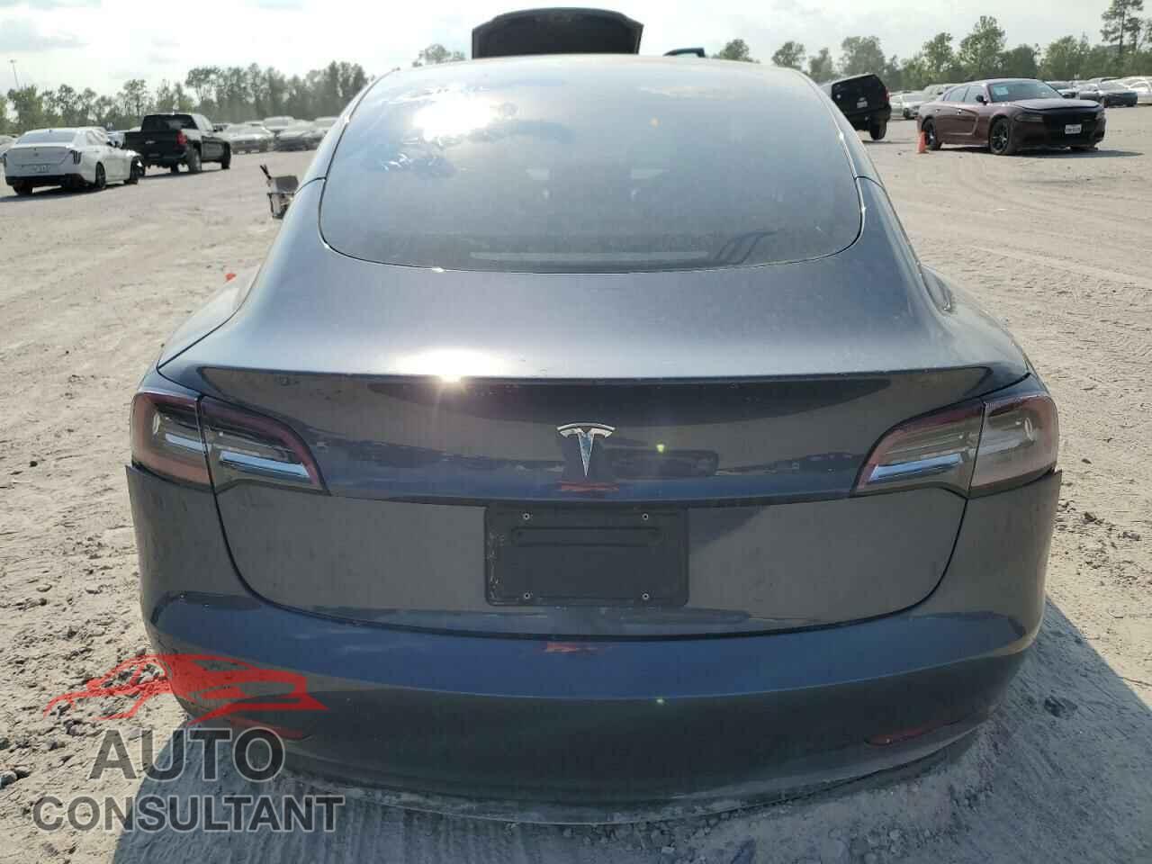 TESLA MODEL 3 2023 - 5YJ3E1EA8PF426004
