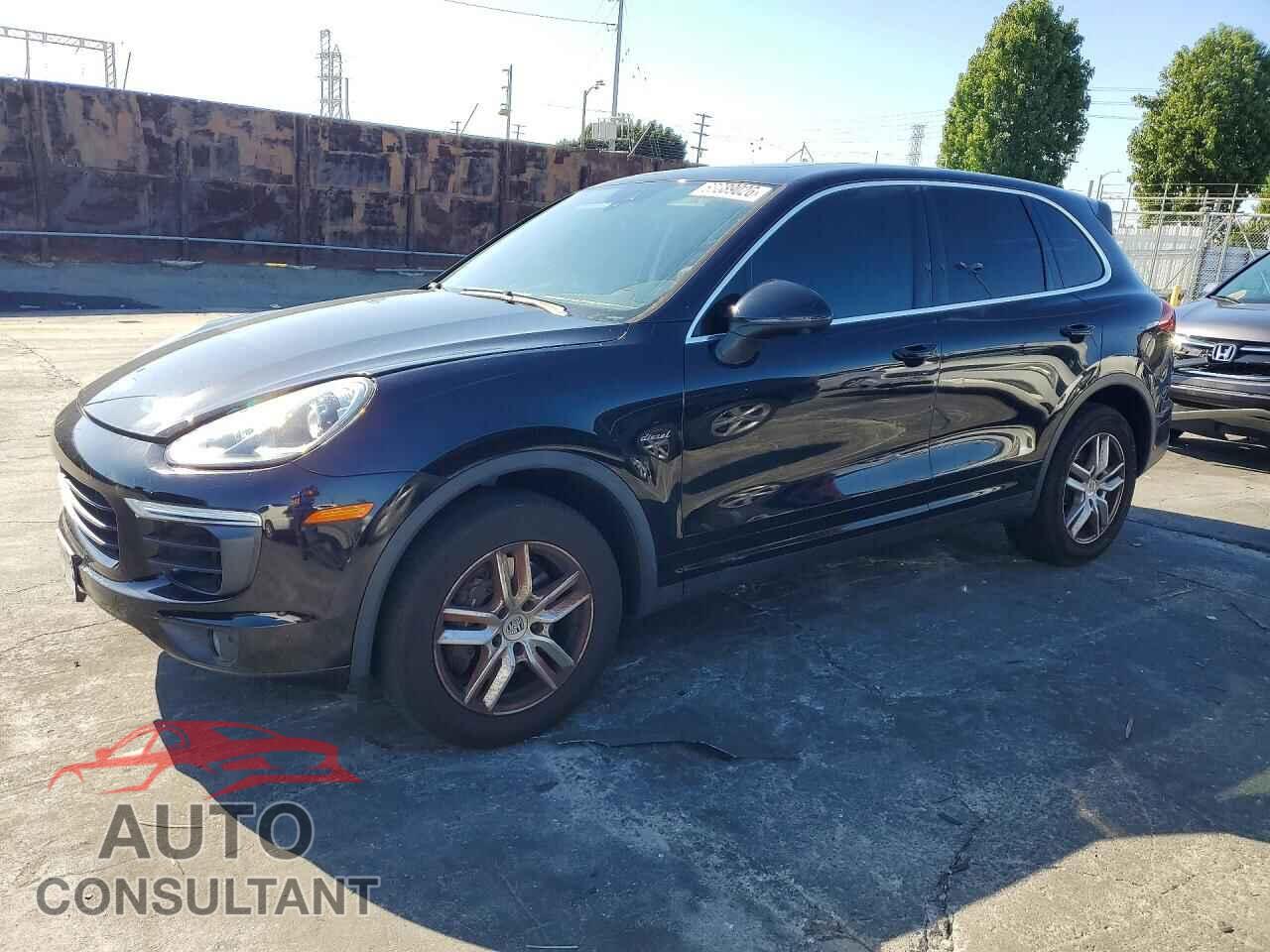 PORSCHE CAYENNE 2016 - WP1AF2A27GKA40944