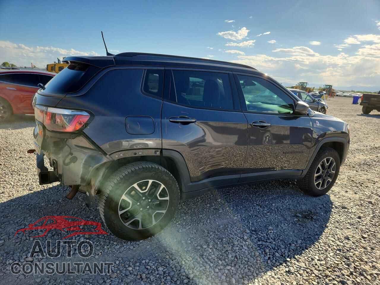 JEEP COMPASS 2018 - 3C4NJDDB8JT501258