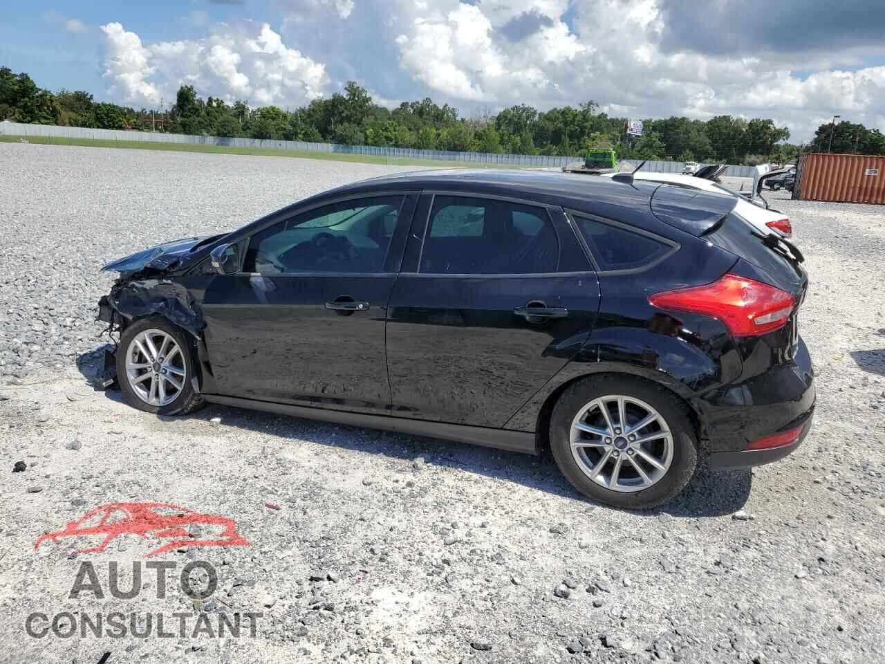 FORD FOCUS 2016 - 1FADP3K28GL397596