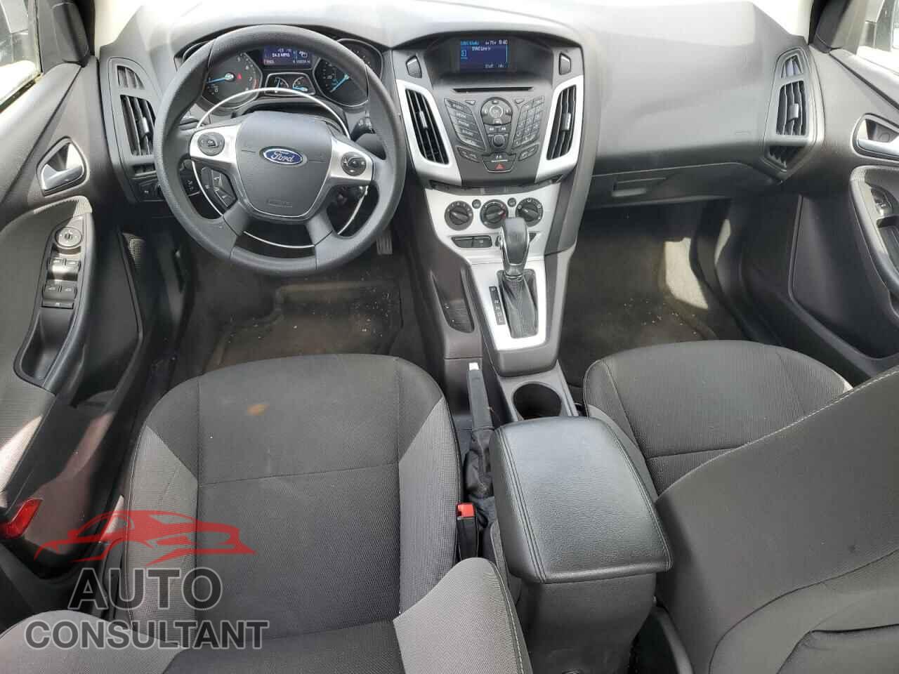 FORD FOCUS 2014 - 1FADP3F2XEL148336