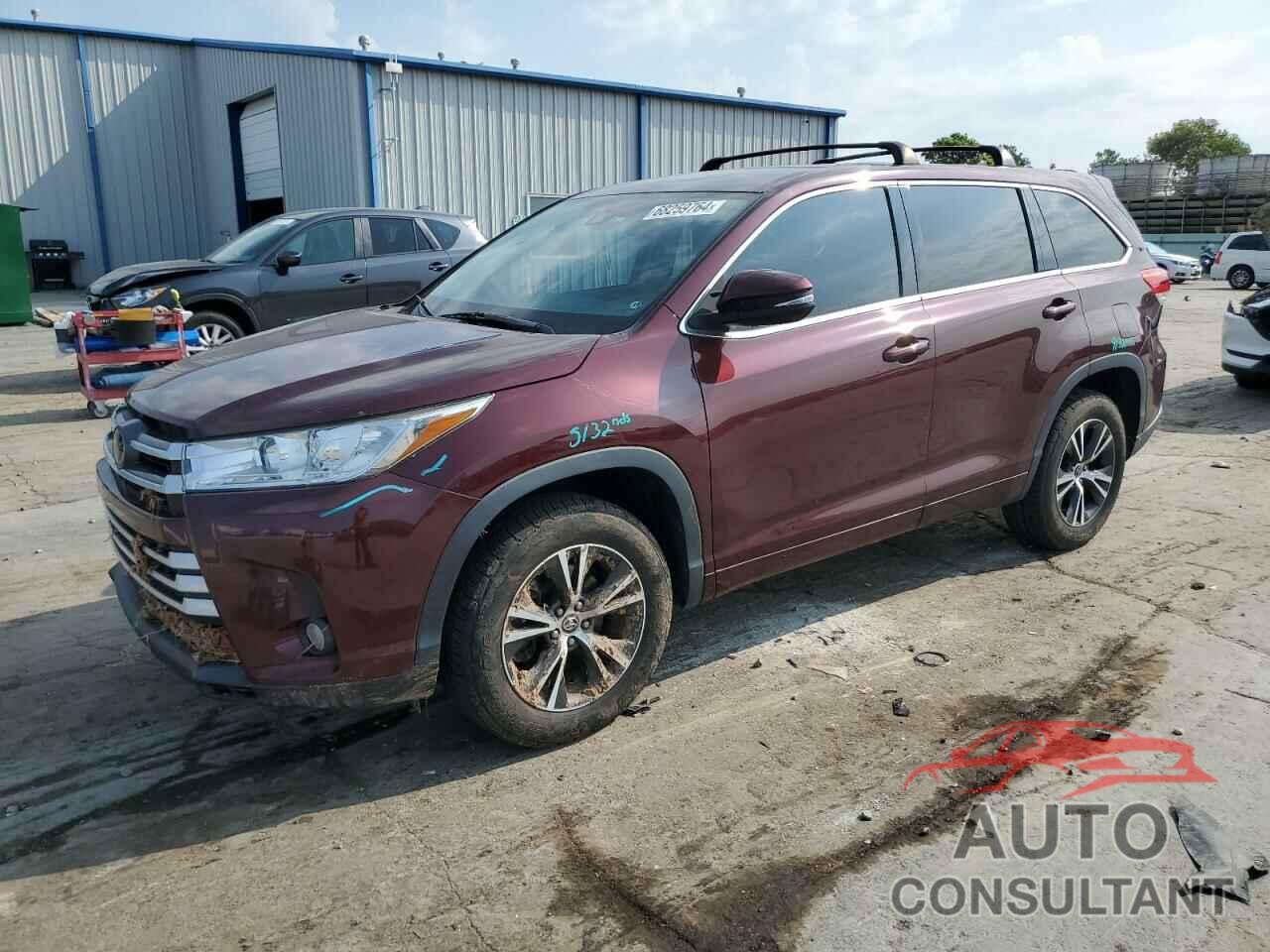 TOYOTA HIGHLANDER 2018 - 5TDZZRFH0JS250528