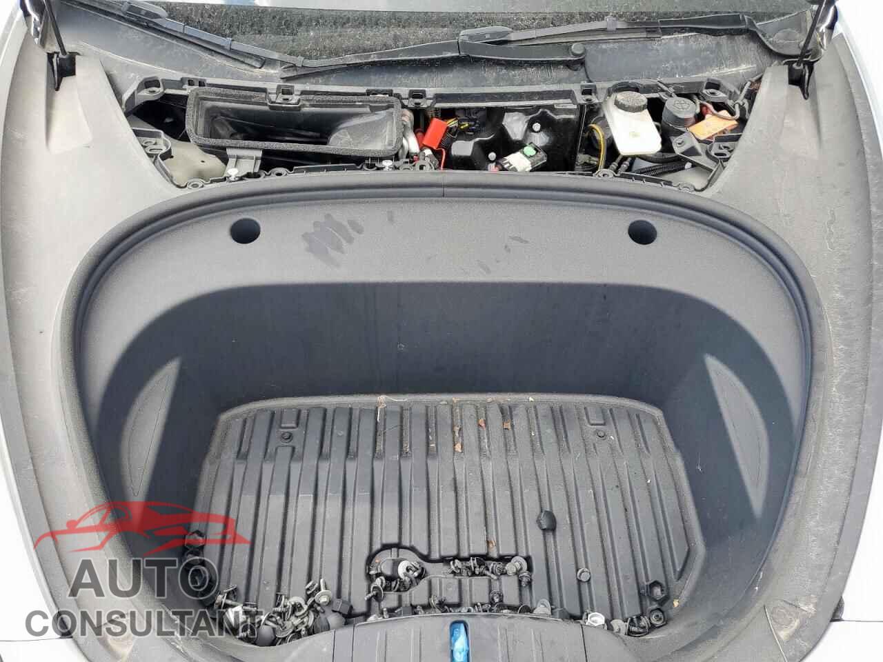 TESLA MODEL 3 2023 - 5YJ3E1EA7PF572409
