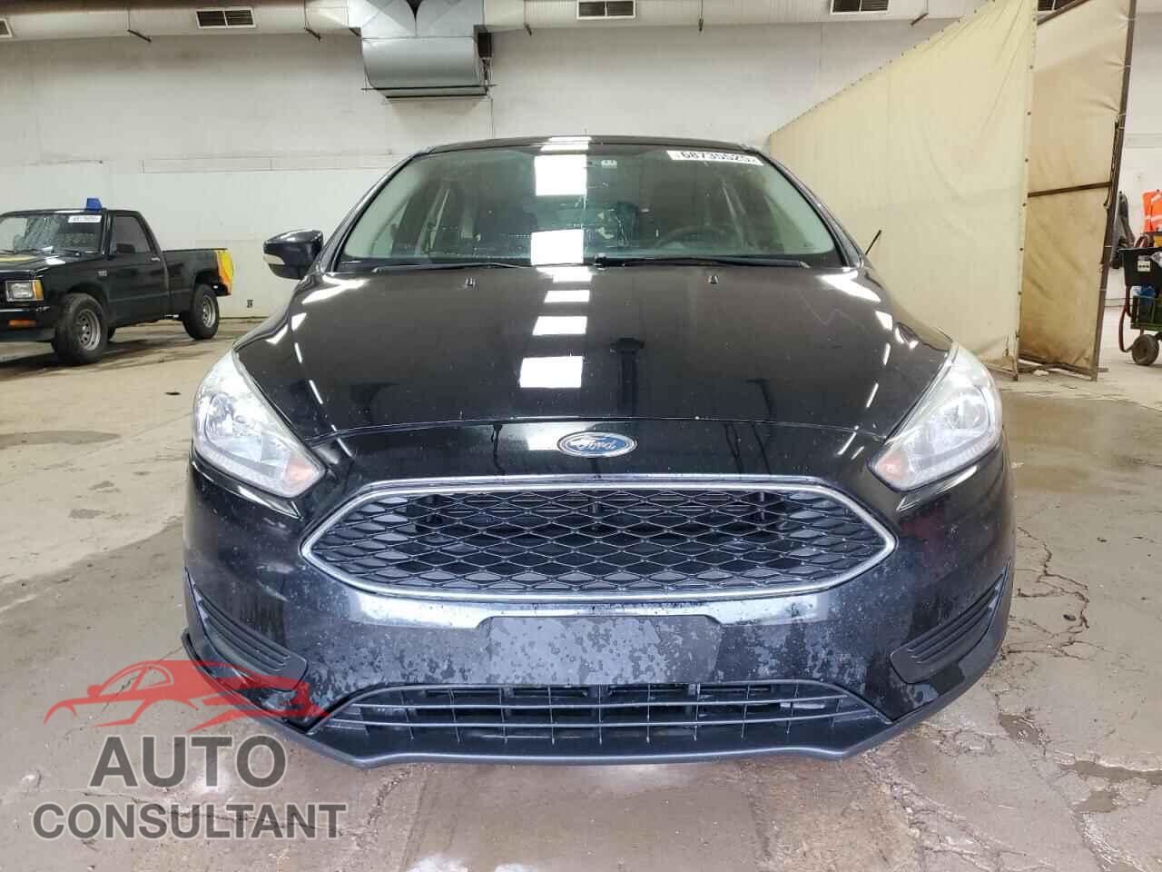 FORD FOCUS 2018 - 1FADP3K23JL246236