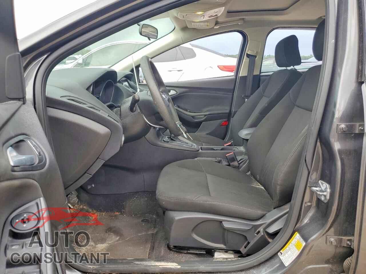 FORD FOCUS 2017 - 1FADP3M24HL289619