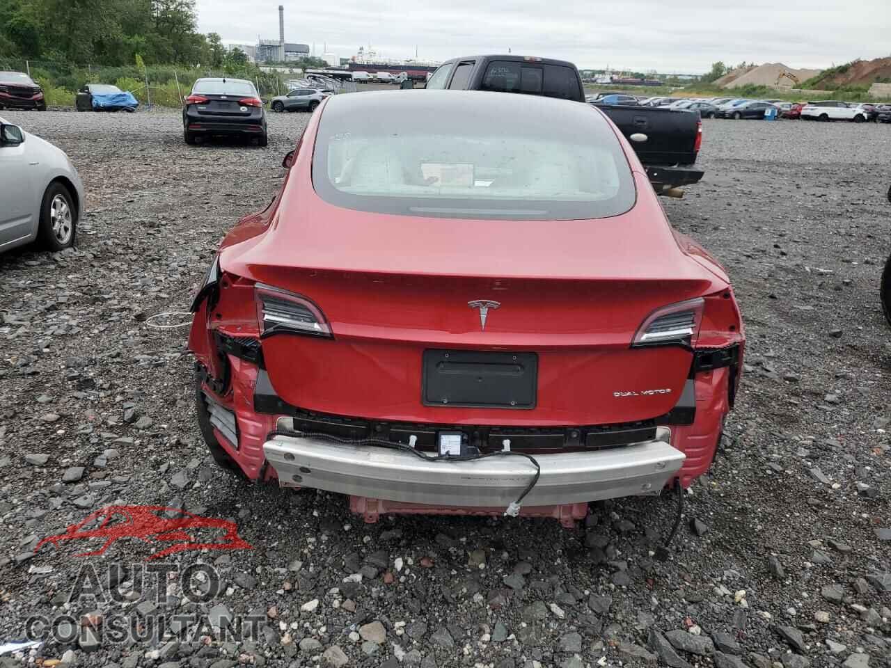 TESLA MODEL 3 2021 - 5YJ3E1EB1MF058267