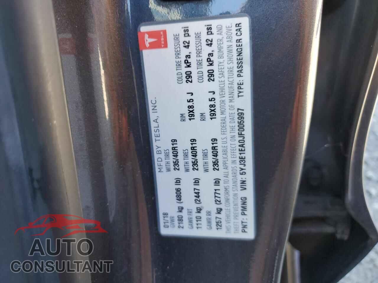 TESLA MODEL 3 2018 - 5YJ3E1EA0JF005997