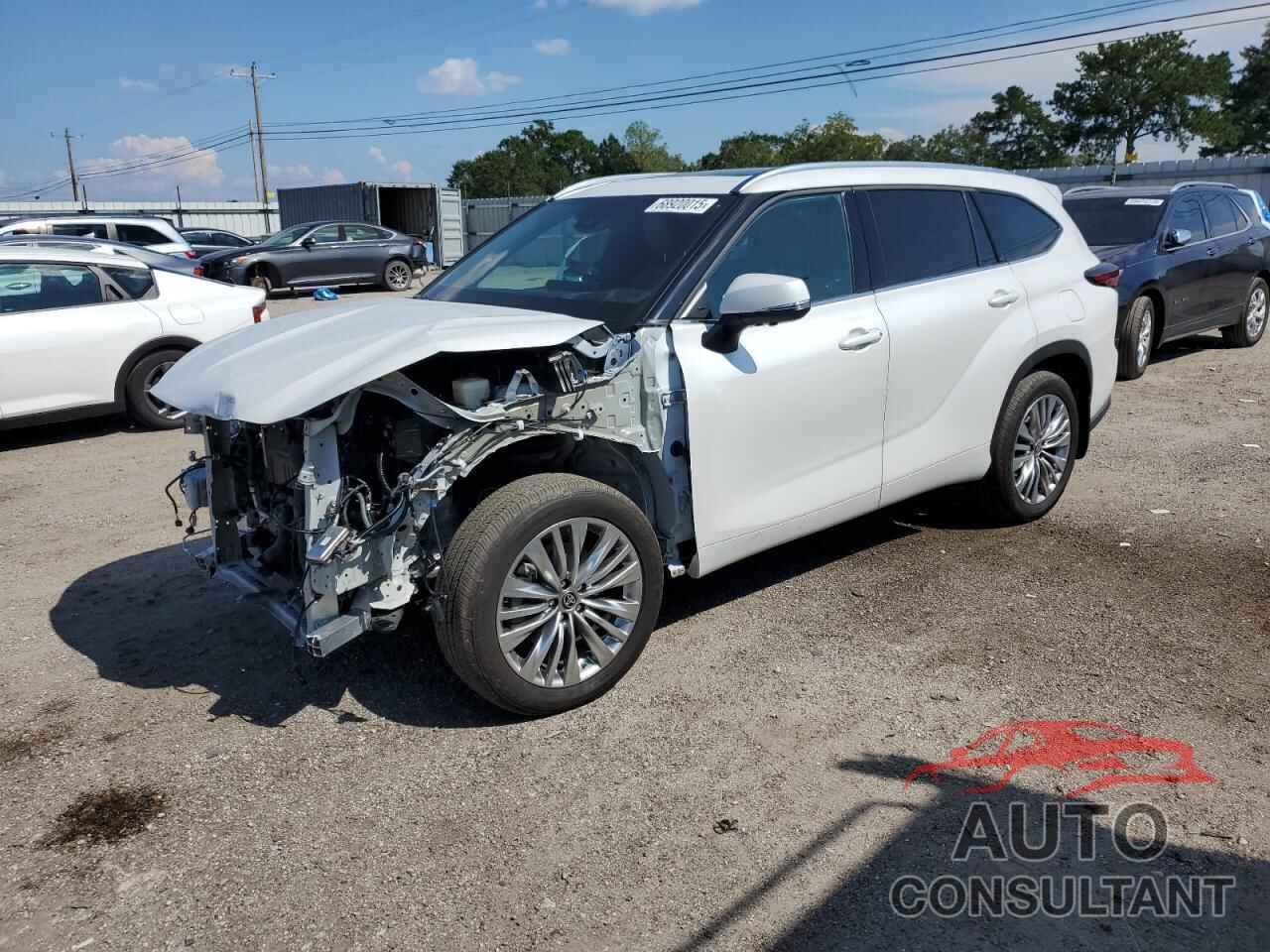 TOYOTA HIGHLANDER 2024 - 5TDKDRAH4RS539270