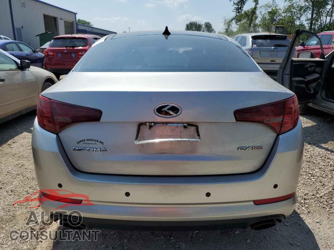 KIA OPTIMA 2011 - KNAGN4A79B5122085