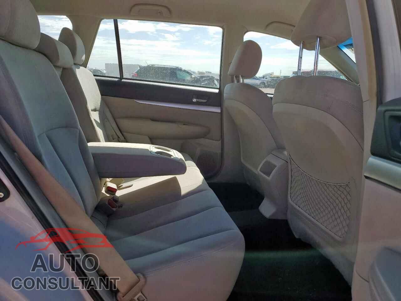 SUBARU OUTBACK 2014 - 4S4BRCAC4E3307228