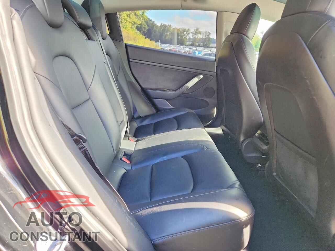 TESLA MODEL 3 2021 - 5YJ3E1EB0MF992565